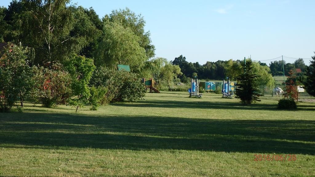הוילה Wolka Cycowska Osrodek Marynka מראה חיצוני תמונה